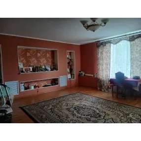 Дом 400 м² на участке 20 сот.